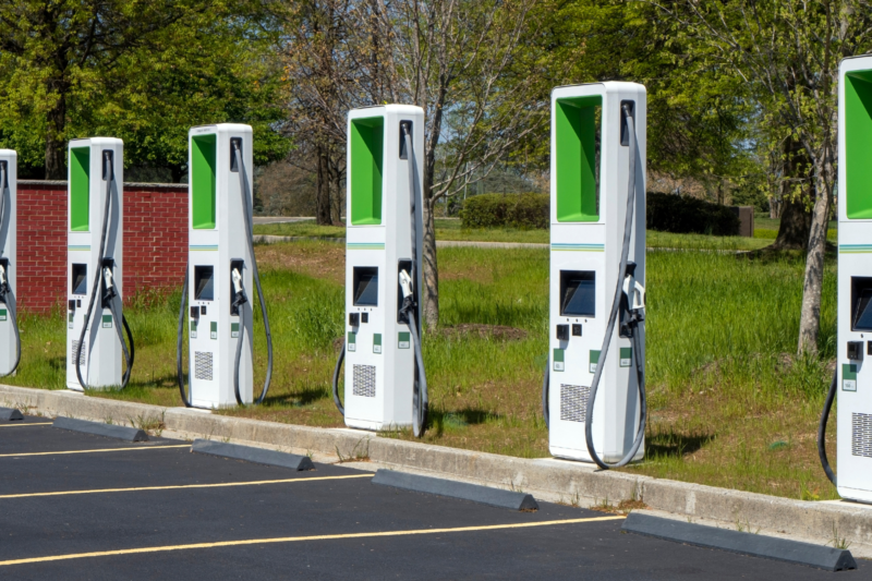 How much to use store ev charging stations